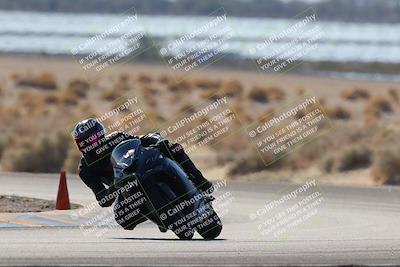 media/Dec-18-2022-SoCal Trackdays (Sun) [[8099a50955]]/Turn 7 Backside (1125am)/